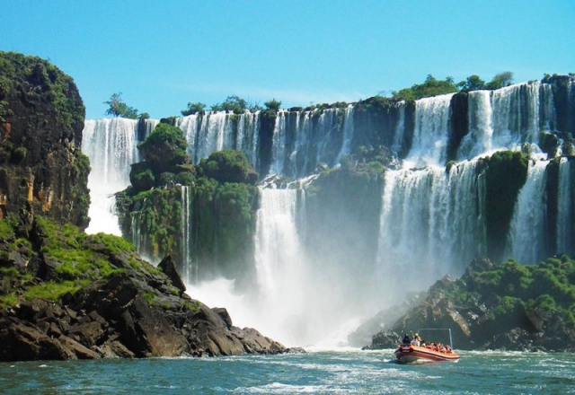 Ganá un Viaje a Cataratas para dos personas.